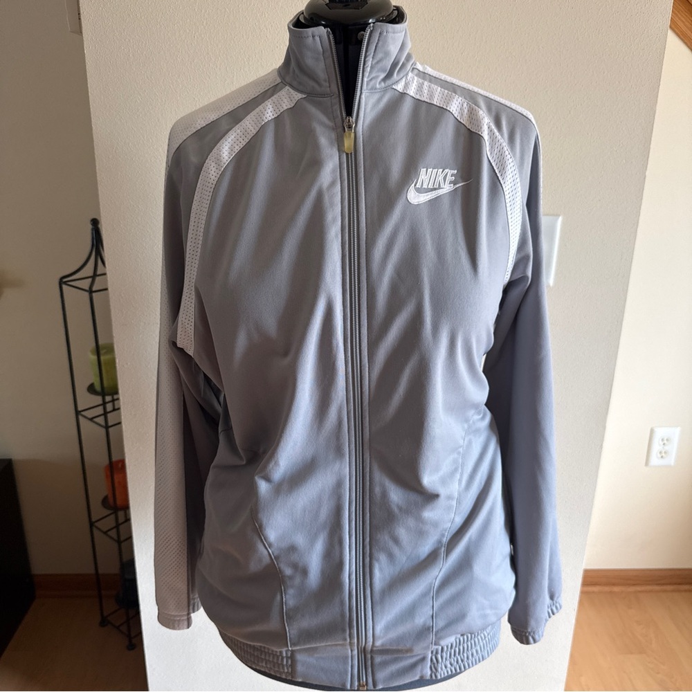 Nike Women’s Gray w/White Trim Full-Zip Track Jacket, Size Large (12-14)